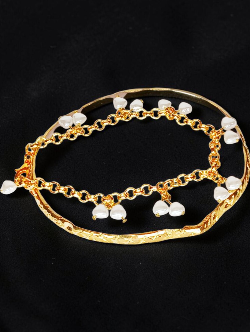 Gold Pearl Heart Charm Bracelet Modern Retro Glam Minimalist Coastal Beachy 60s